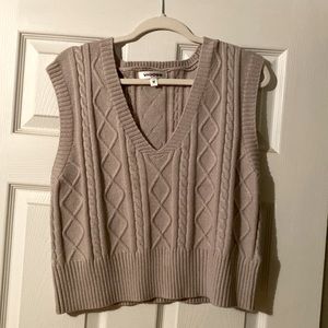 Vigoss Sweater Vest Medium